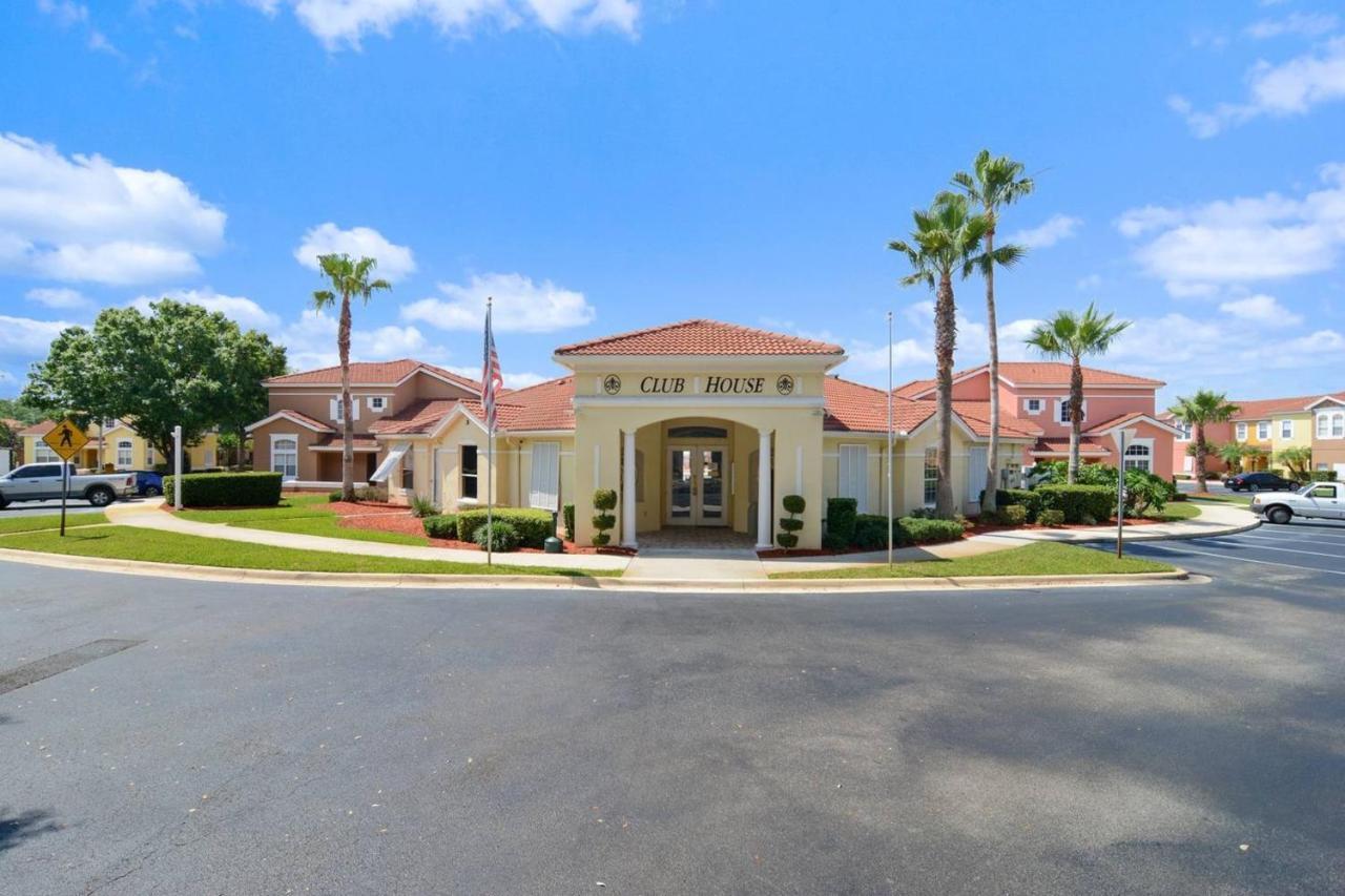 Spacious Villa With Private Pool - No Carpet - Disney Area 키시미 외부 사진